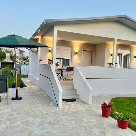 Dream Summer House Nea Kallikrateia Exterior photo