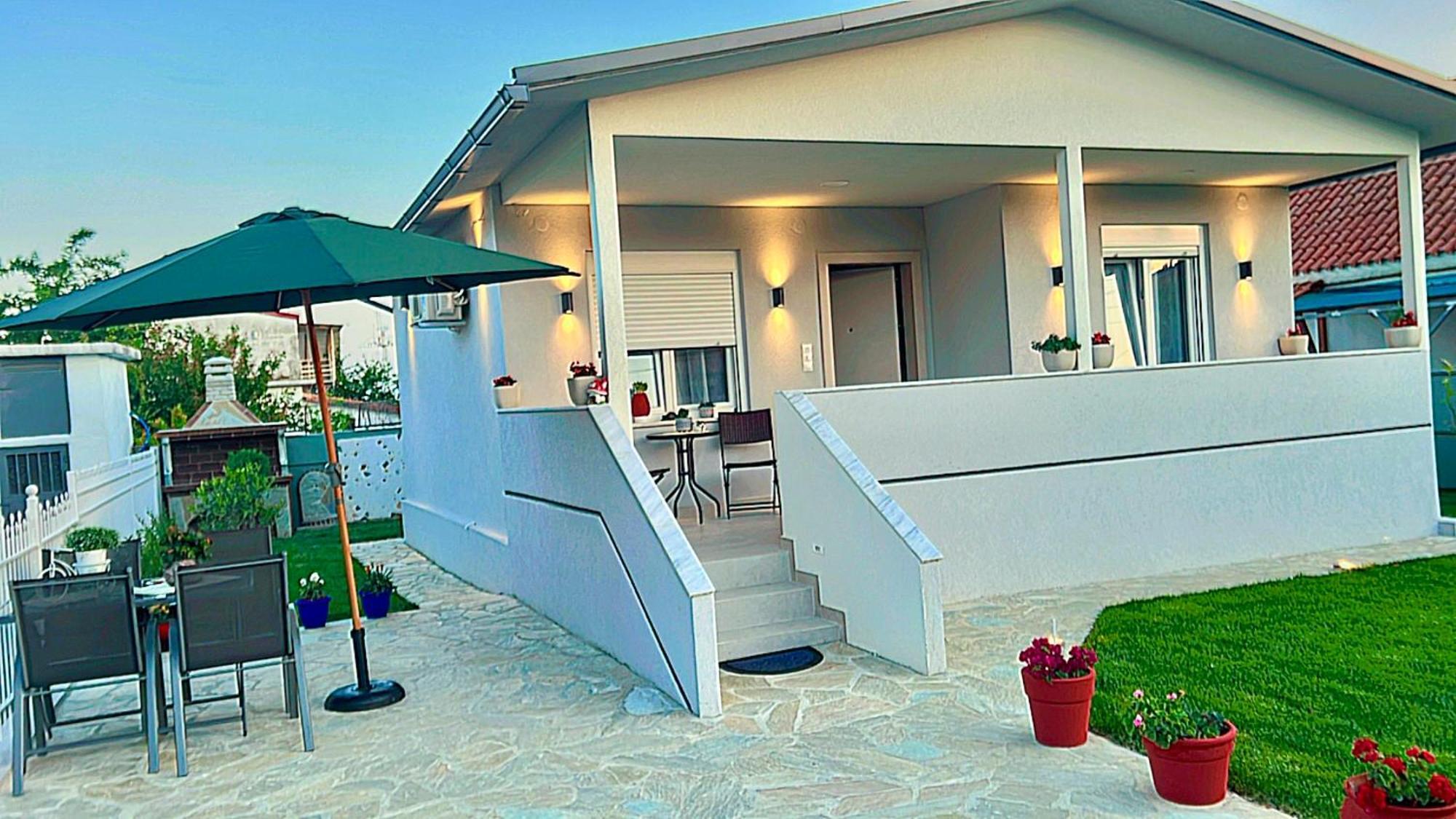 Dream Summer House Nea Kallikrateia Exterior photo